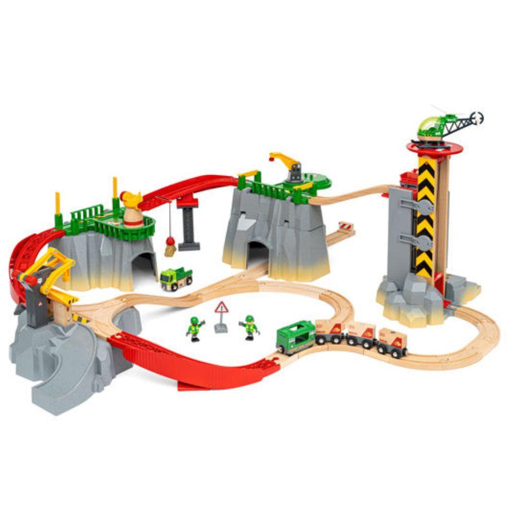 BRIO Cargo Mountain Set