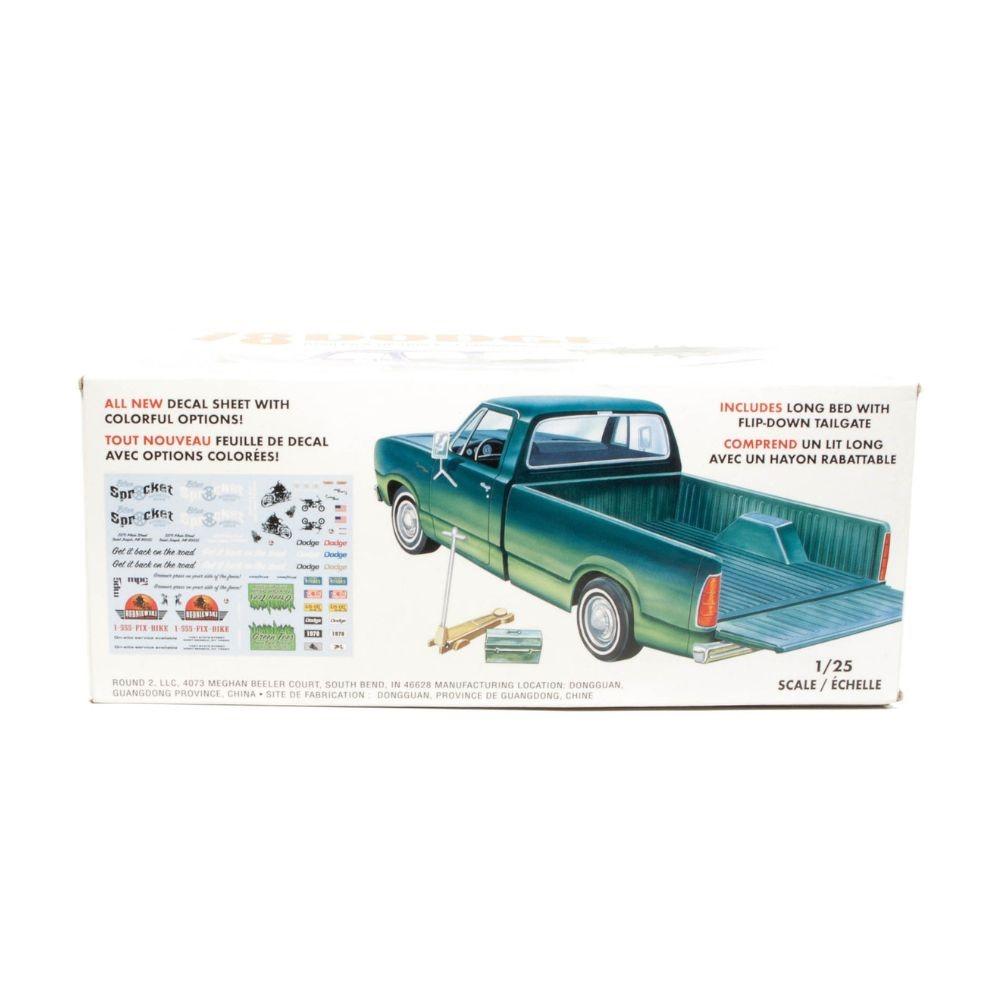 MPC 1:25 1978 Dodge D100 Custom Pickup (2T)