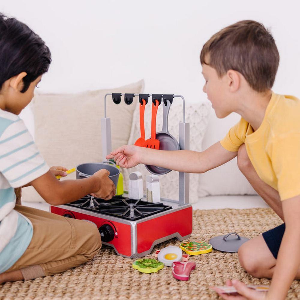 Melissa and Doug Deluxe Wooden Cooktop Set